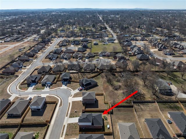 1984 Larkspur Street, Springdale, AR 72762