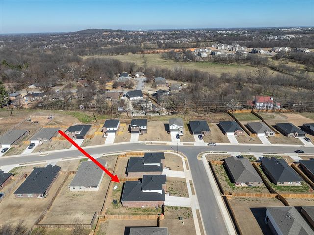 1984 Larkspur Street, Springdale, AR 72762