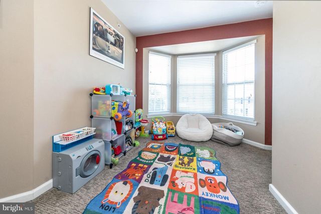 3 FOX CT, Delran, NJ 08075