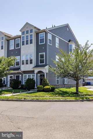 3 FOX CT, Delran, NJ 08075