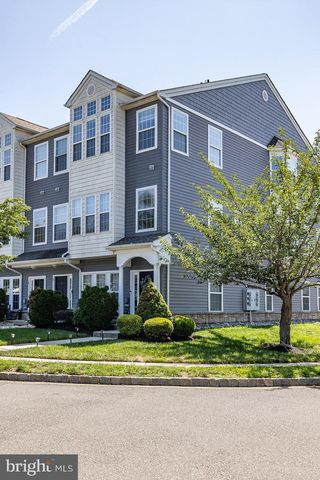 3 FOX CT, Delran, NJ 08075