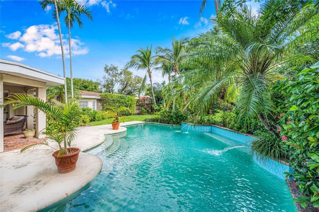 1612 E Lake Drive, Fort Lauderdale, FL 33316
