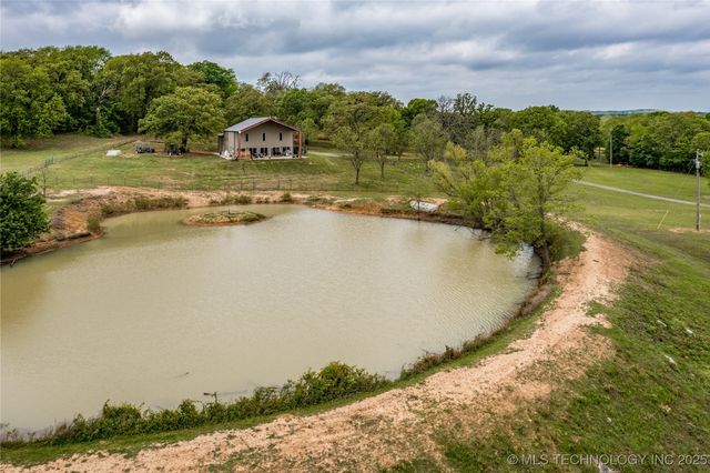 3633 Sawmill, Caddo, OK 74729