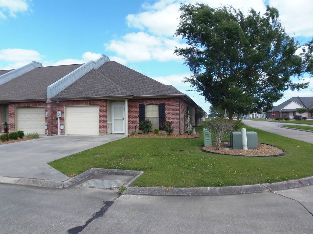 201 Harkey Drive, Thibodaux, LA 70301