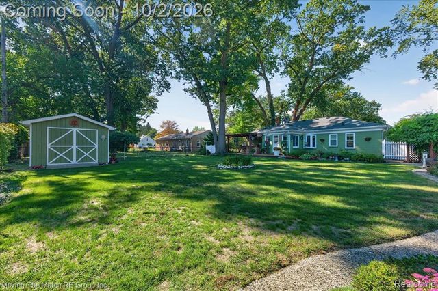 5882 N Parent Street, Westland, MI 48185