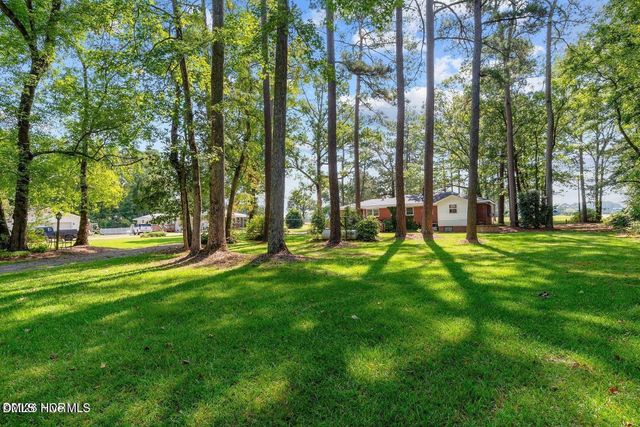 3286 N Nc 122 S, Pinetops, NC 27864