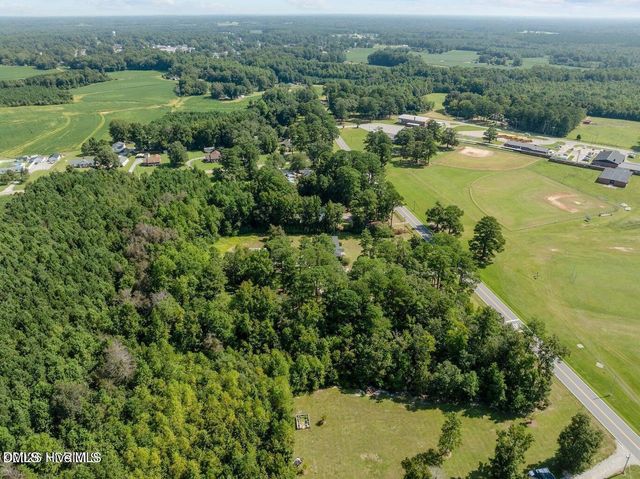 3286 N Nc 122 S, Pinetops, NC 27864