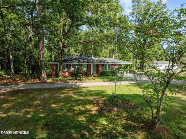 3286 N Nc 122 S, Pinetops, NC 27864