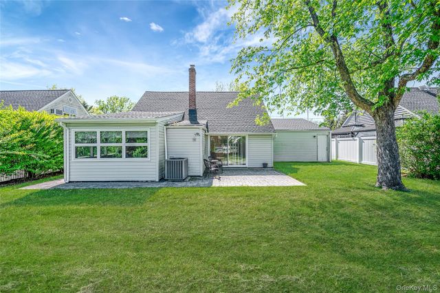 6 Arizona Avenue, Syosset, NY 11791