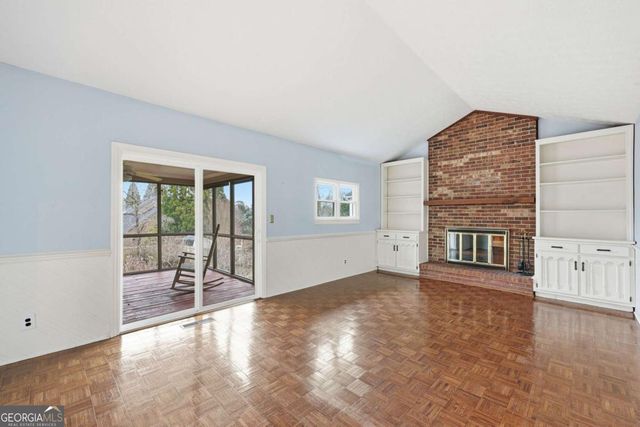 1582 Riverside Drive, Gainesville, GA 30501