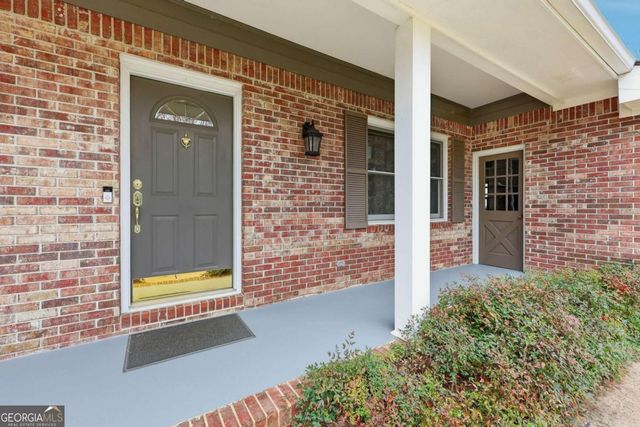 1582 Riverside Drive, Gainesville, GA 30501