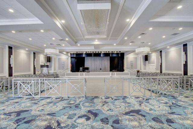 5226 Europa Drive H, Boynton Beach, FL 33437