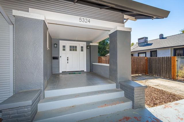 5324 21st Ave, Sacramento, CA 95820