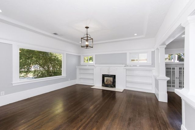 5324 21st Ave, Sacramento, CA 95820