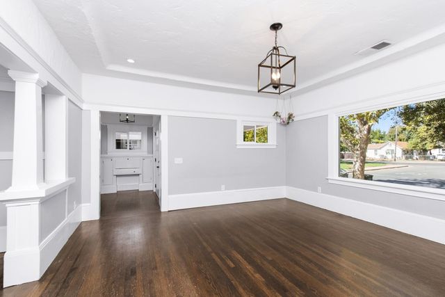5324 21st Ave, Sacramento, CA 95820