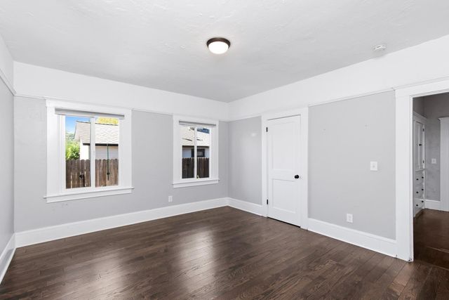 5324 21st Ave, Sacramento, CA 95820