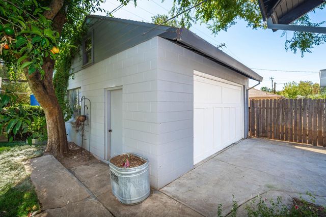 5324 21st Ave, Sacramento, CA 95820