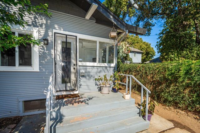 5324 21st Ave, Sacramento, CA 95820