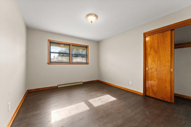 5421 Buchanan Street, Merrillville, IN 46410
