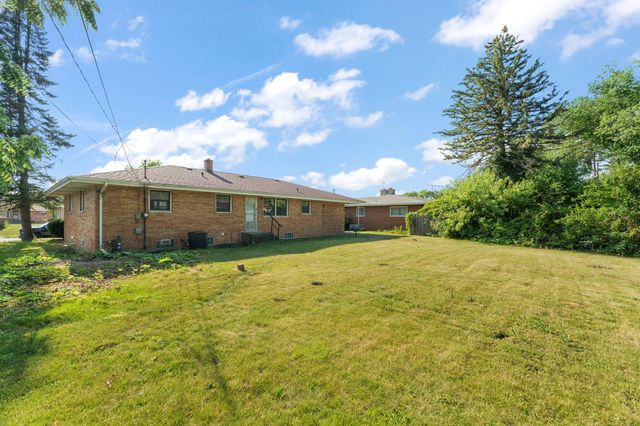 5421 Buchanan Street, Merrillville, IN 46410