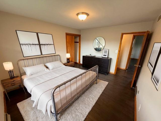5421 Buchanan Street, Merrillville, IN 46410