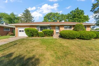 5421 Buchanan Street, Merrillville, IN 46410