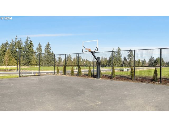 2402 S 3rd Way, Ridgefield, WA 98642