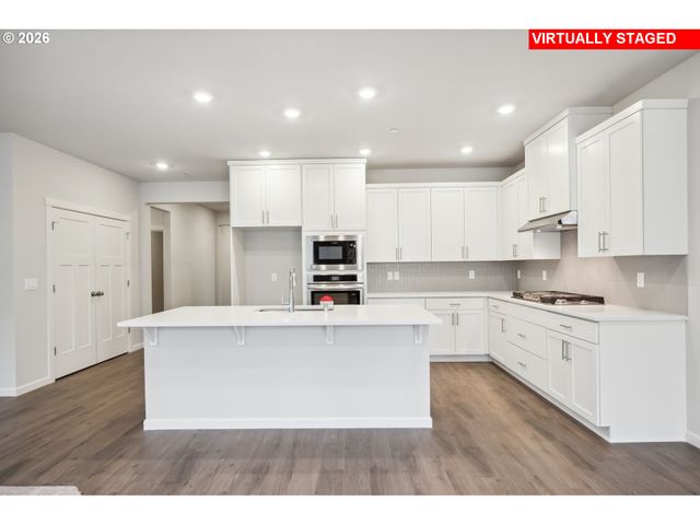 2402 S 3rd Way, Ridgefield, WA 98642