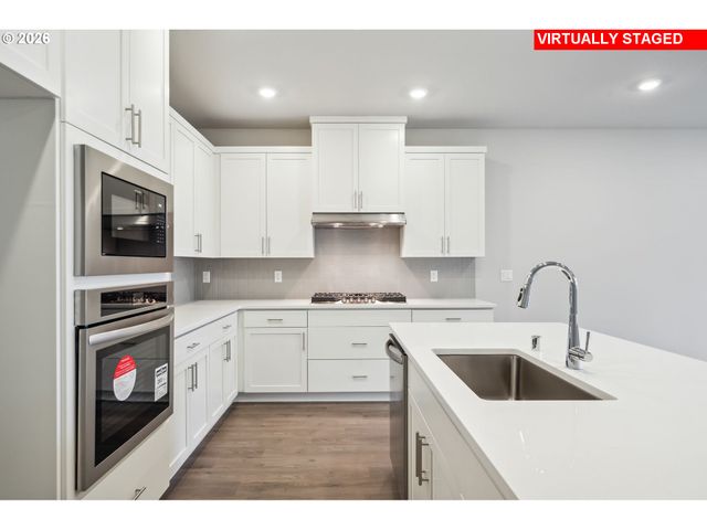 2402 S 3rd Way, Ridgefield, WA 98642