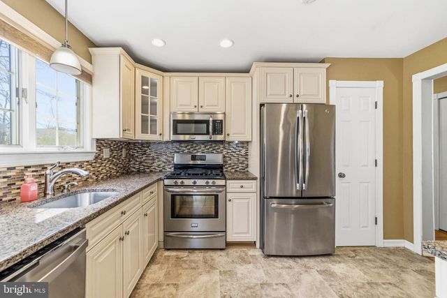 140 POTTER AVE, West Berlin, NJ 08091