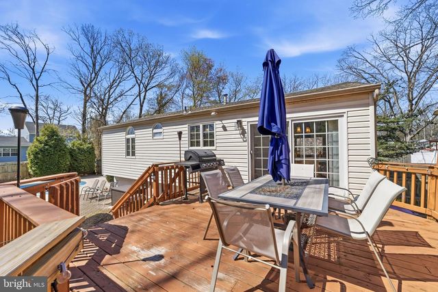 140 POTTER AVE, West Berlin, NJ 08091