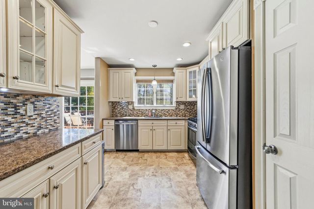 140 POTTER AVE, West Berlin, NJ 08091