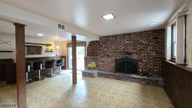 5 Cedar St, Hillsdale Boro, NJ 07642
