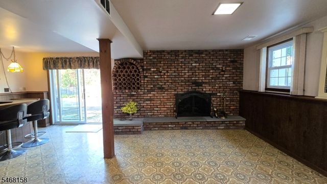 5 Cedar St, Hillsdale Boro, NJ 07642