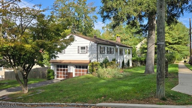 5 Cedar St, Hillsdale Boro, NJ 07642