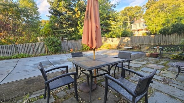 5 Cedar St, Hillsdale Boro, NJ 07642