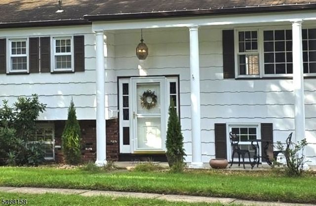 5 Cedar St, Hillsdale Boro, NJ 07642