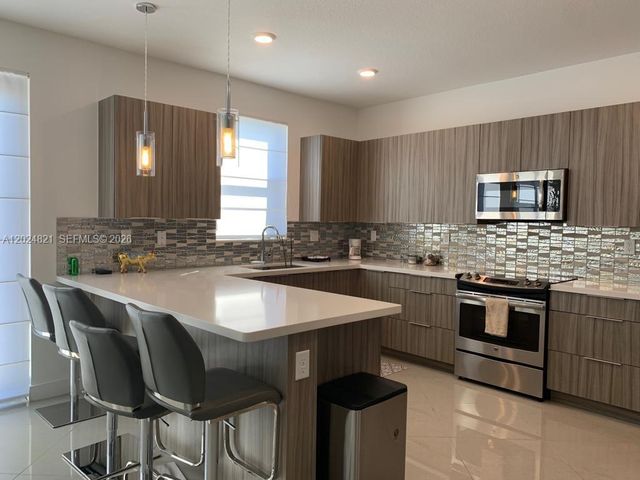 10510 NW 78th Ter 10510, Doral, FL 33178