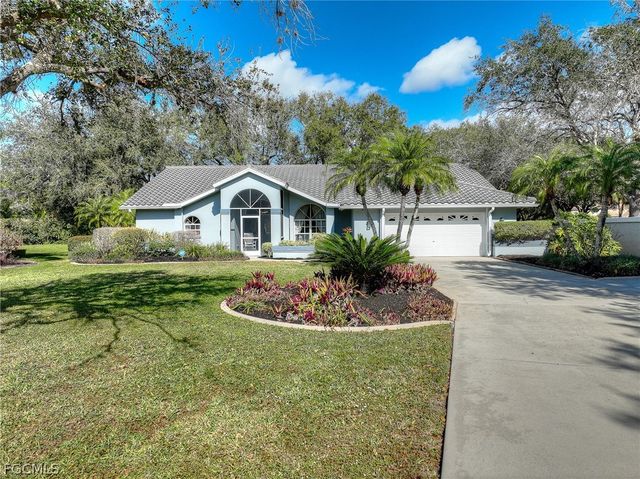 11481 Bent Pine DR, Fort Myers, FL 33913