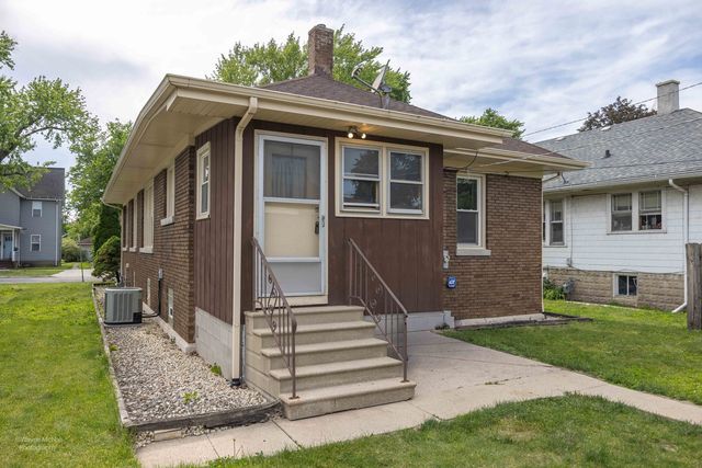 524 Walsh Avenue, Joliet, IL 60435