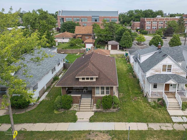 524 Walsh Avenue, Joliet, IL 60435