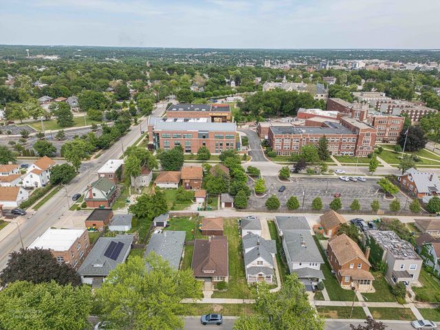 524 Walsh Avenue, Joliet, IL 60435