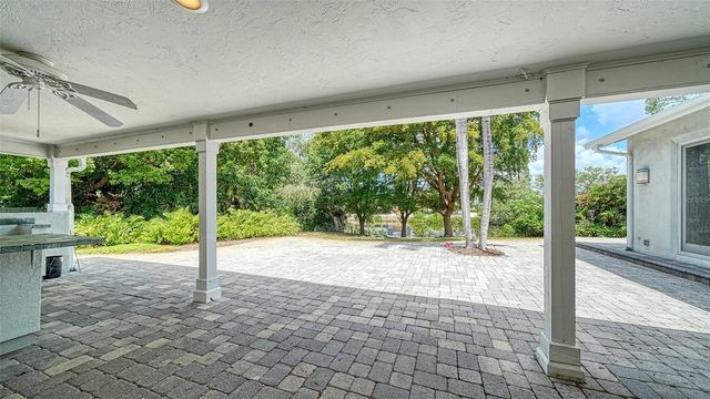 3424 TANGLEWOOD DRIVE, Sarasota, FL 34239
