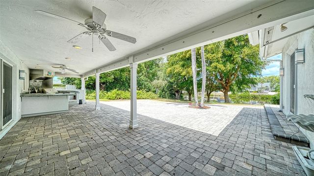 3424 TANGLEWOOD DRIVE, Sarasota, FL 34239