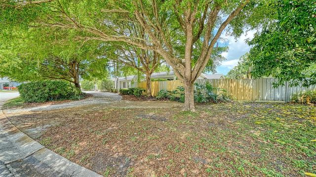 3424 TANGLEWOOD DRIVE, Sarasota, FL 34239