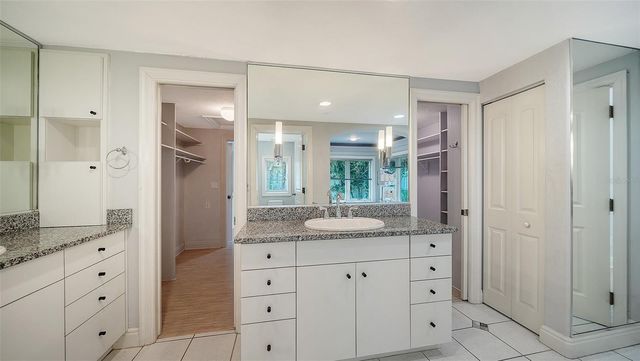 3424 TANGLEWOOD DRIVE, Sarasota, FL 34239