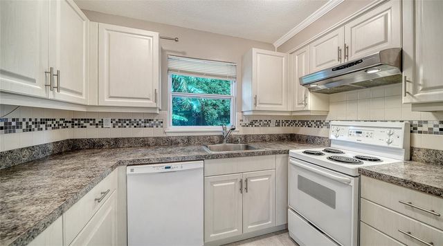 3424 TANGLEWOOD DRIVE, Sarasota, FL 34239