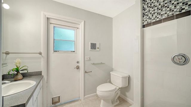 3424 TANGLEWOOD DRIVE, Sarasota, FL 34239