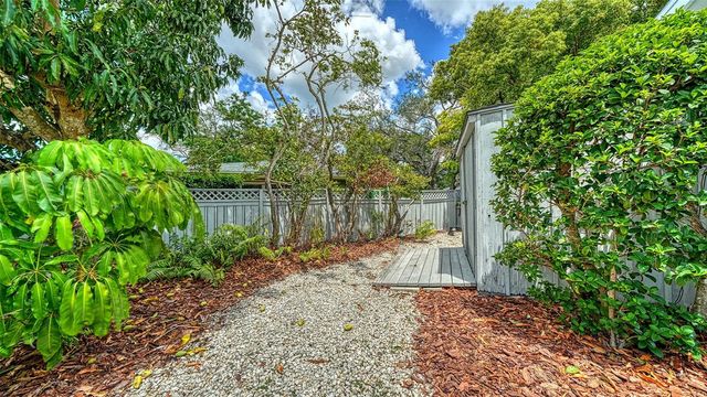 3424 TANGLEWOOD DRIVE, Sarasota, FL 34239