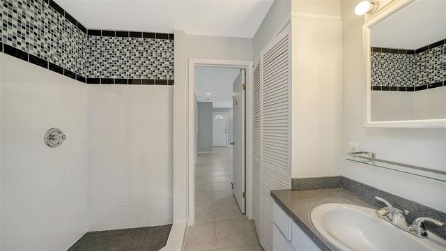 3424 TANGLEWOOD DRIVE, Sarasota, FL 34239